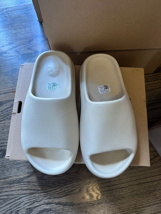 Adidas Yeezy Slide Bone - чисто нови