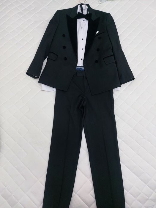 Smoking kastyum shim