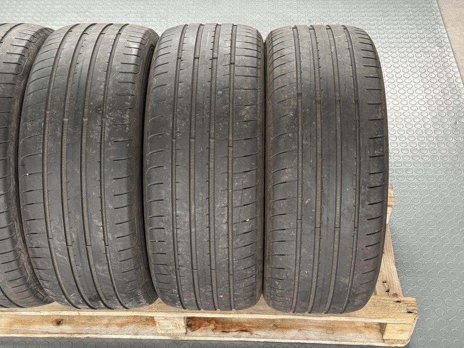 4бр. Летни Рън-Флат Гуми С Борд 225/45R/18 -GOODYEAR- DOT:3419- 4.5мм+4.0мм *100€ за 4бр.*