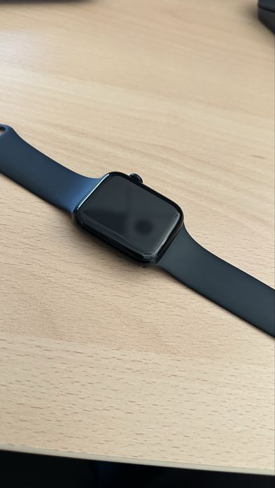 Apple Watch SE 2 44mm