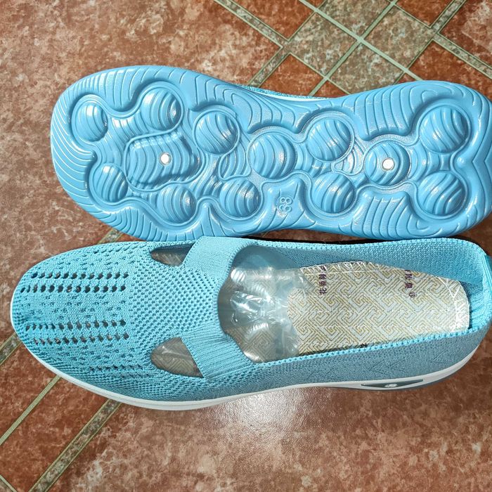 Вязаные слипоны женские