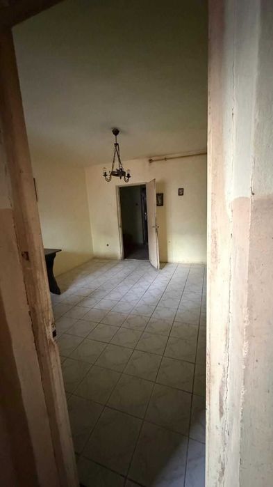 Garsoiera de vanzare- Sebes, zona Ciserom