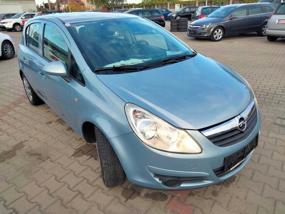 Opel Corsa 1.2 Benzină 118000 km Climă An 2009