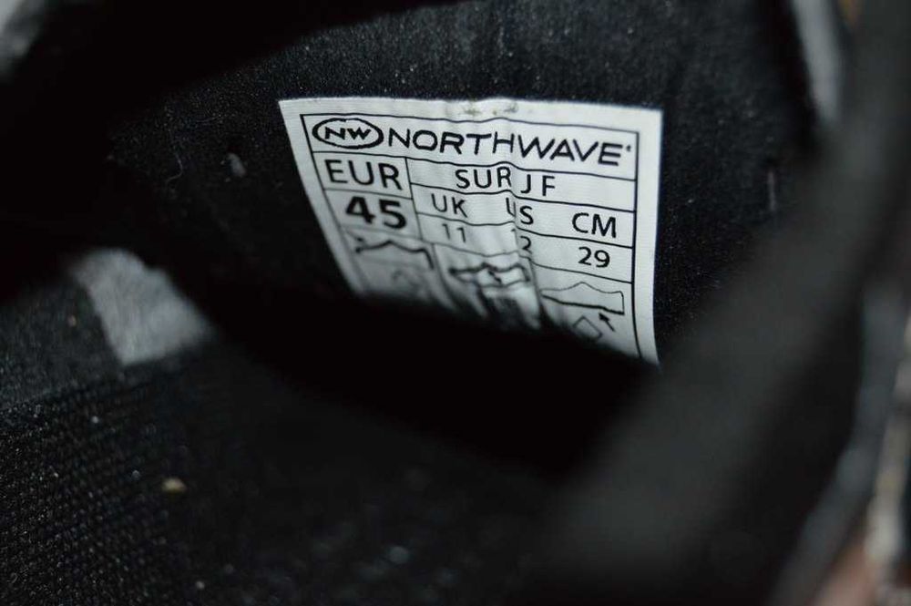 Pantofi Ciclism Șosea Northwave Storm Carbon - Mărimea 45 (29 cm), Talpă Carbon Index 12, Închidere Micrometrică