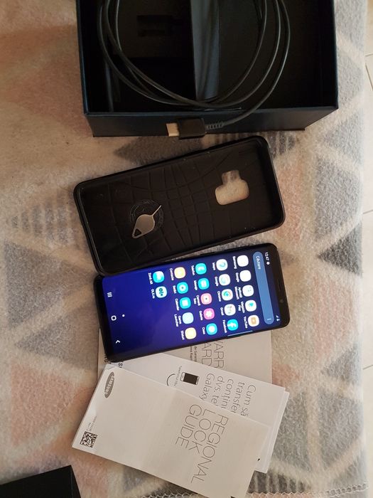 Huse piele si sticla protectie Samsung S4 - S22 Noi