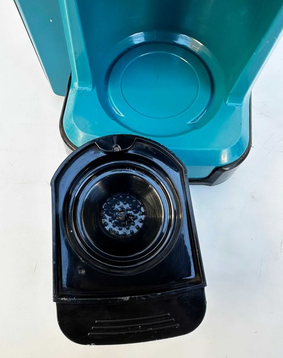 Makita DCM501 - Акумулаторна кафемашина