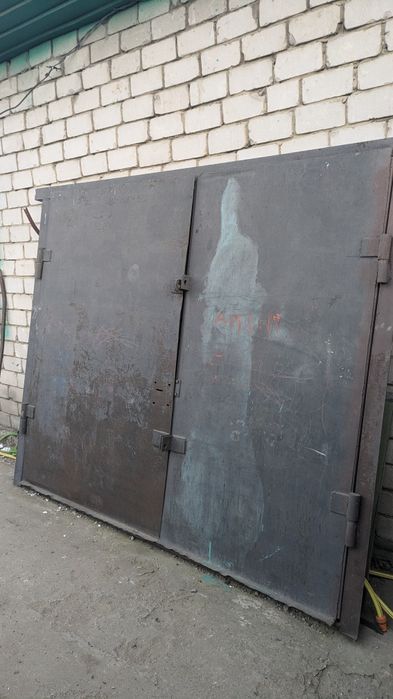 Ворота гаражные.