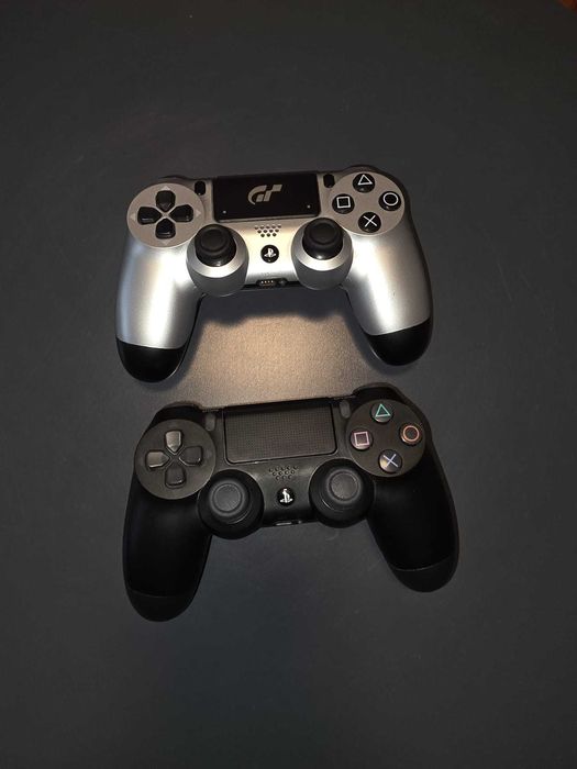Consola PS4 Slim 1TB + 2 Manete Originale + 11 Jocuri