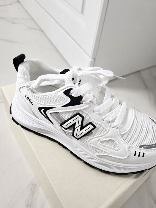 Продаю новые New Balance 1860