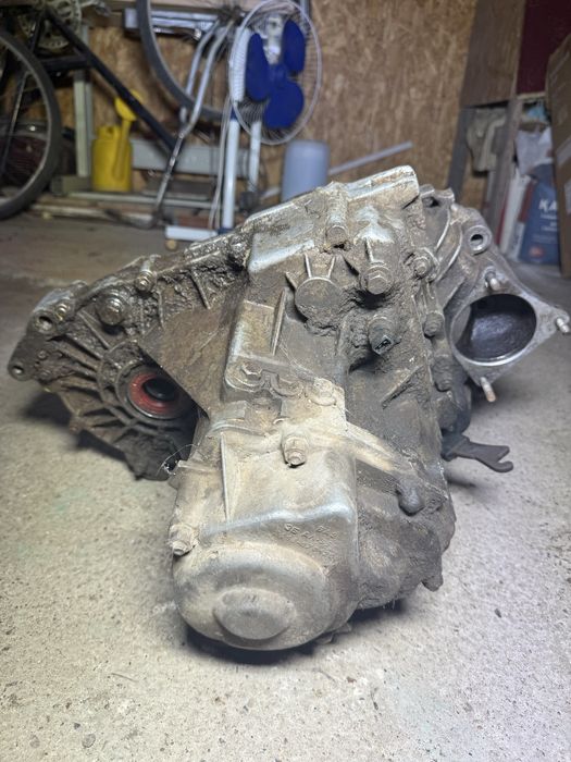 Ваз 2115 2 коробки не рабочие для запчасти