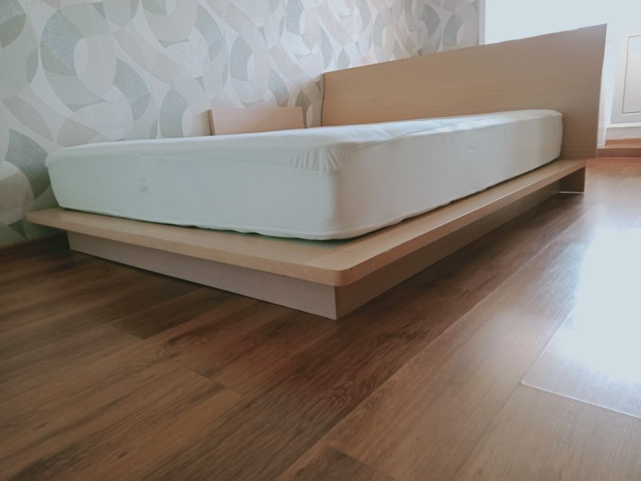 Спальный гарнитур б/у в хорошем состоянии