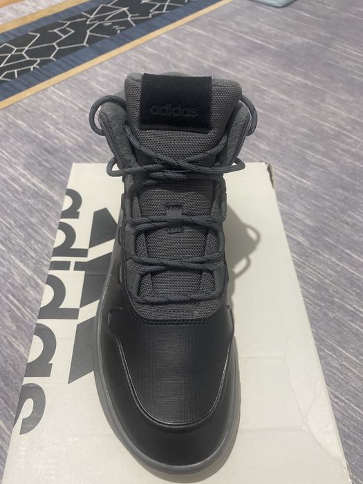 Красовки Adidas черные