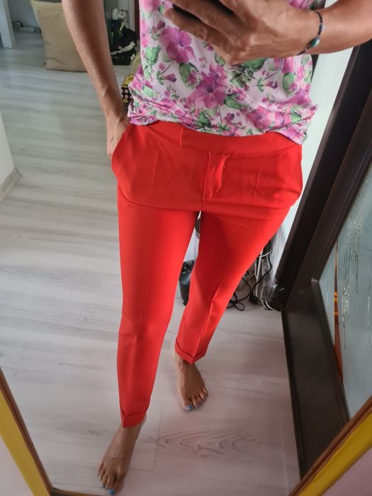 Pantaloni Xs stare foarte buna