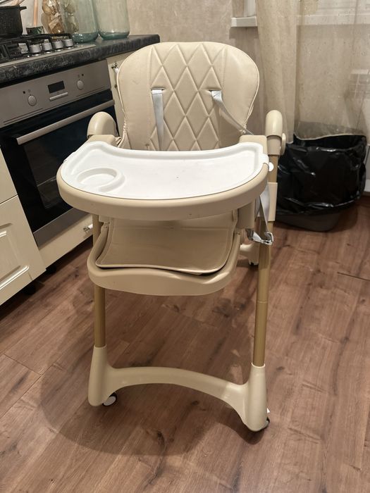 Детский столик для кормления