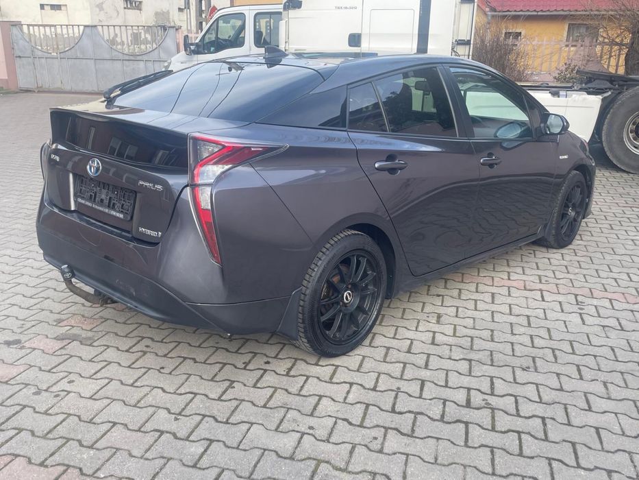 Vand Toyota Prius 1.8 benzina /hibryd
