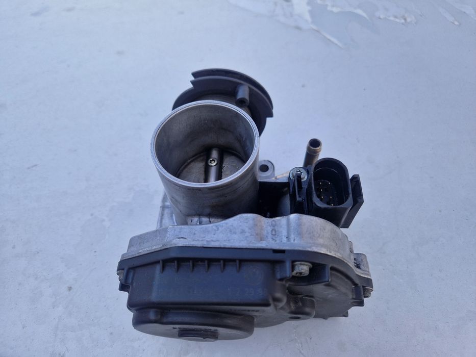 Дроселова клапа- за wv,seat,shkoda