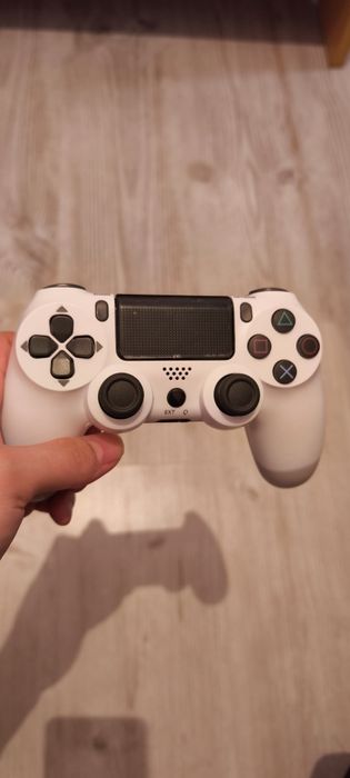 Джойстик для пс4