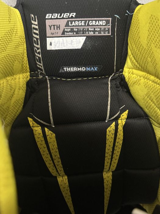 Продам хоккейные шорты