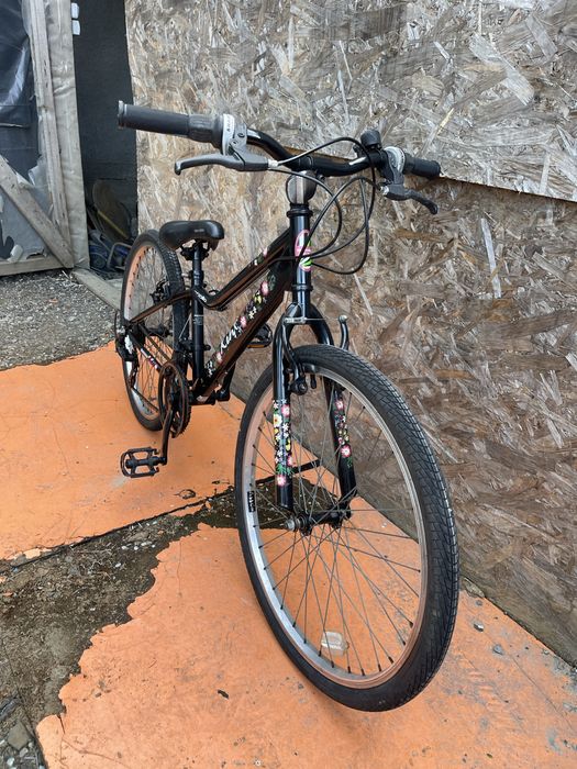 Bicicleta apollo kinx roti 24”