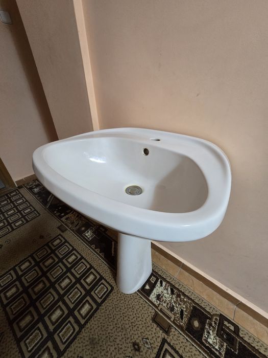 Chiuveta cu picior / Chiuveta baie