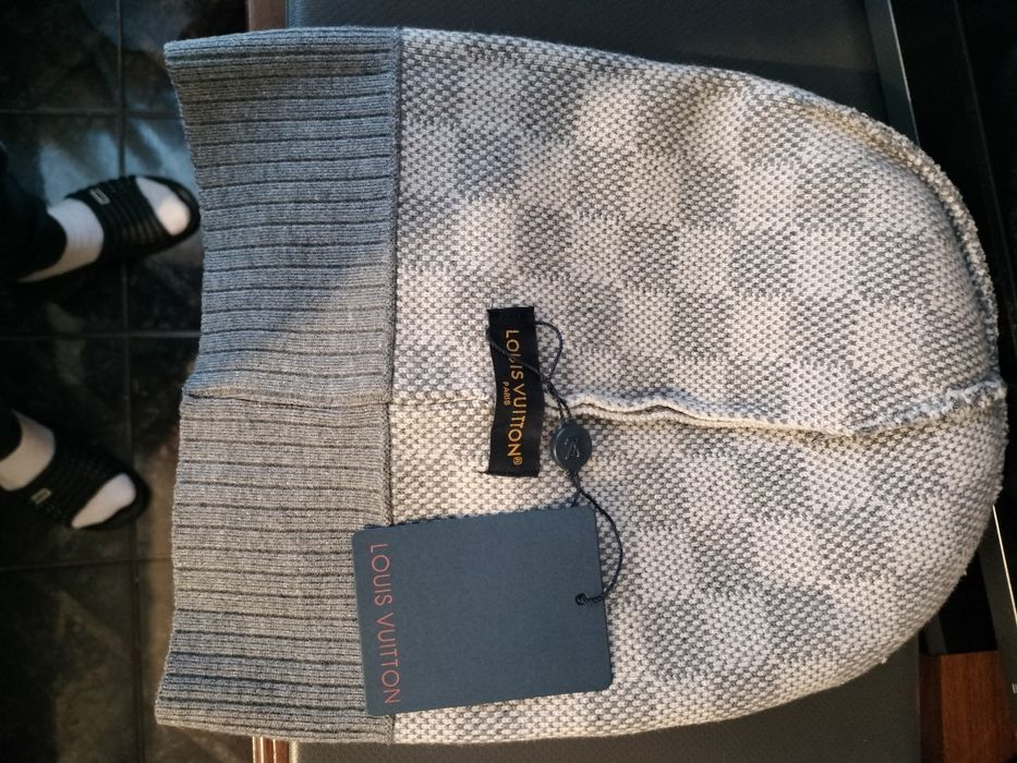 Vind Căciulă Nouă Cu etichetă Louis Vuitton