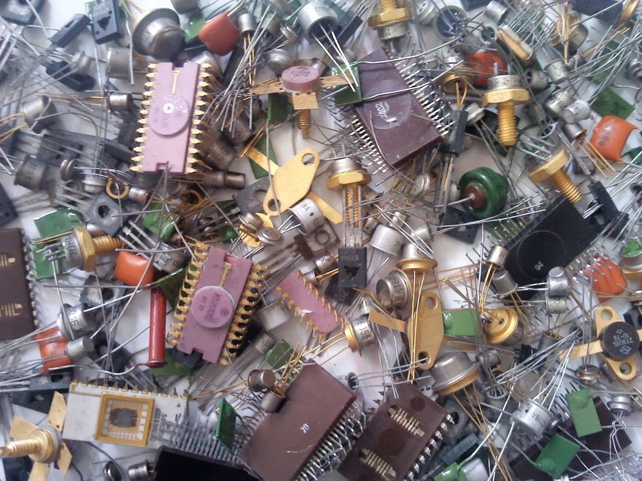 Радиолом советские радиодетали