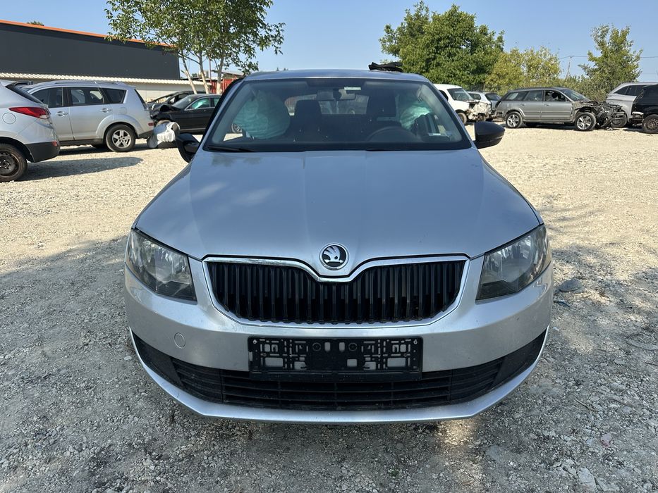 Шкода Октавия 1.6tdi-CLH - На Части!!!