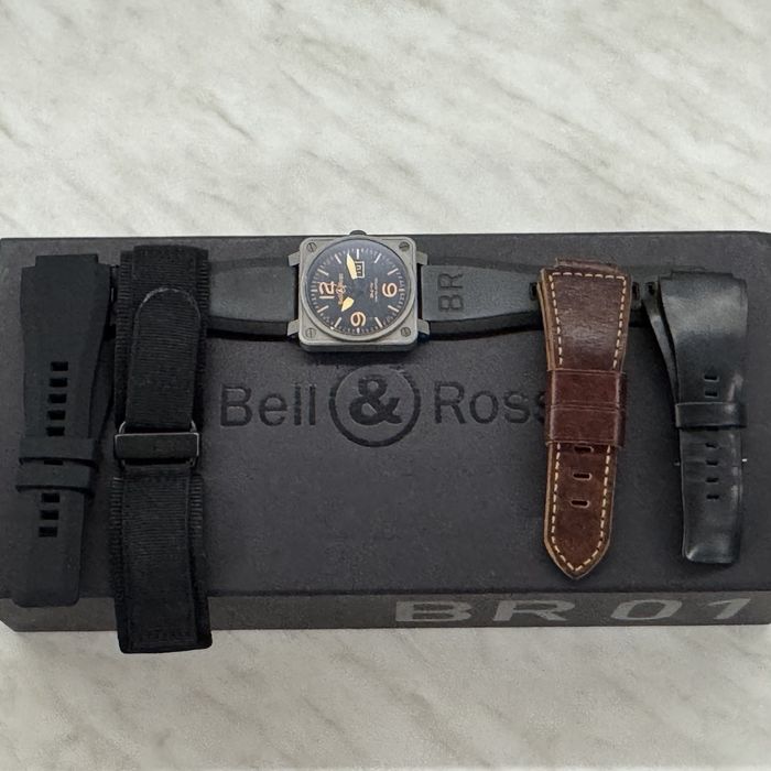 Bell & Ross BR 01-96 Grande Date