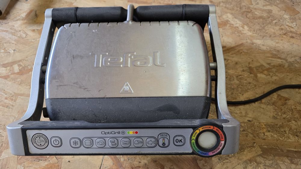 Tefal      Optigrill