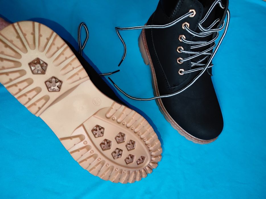 Обувь Ботинки женские