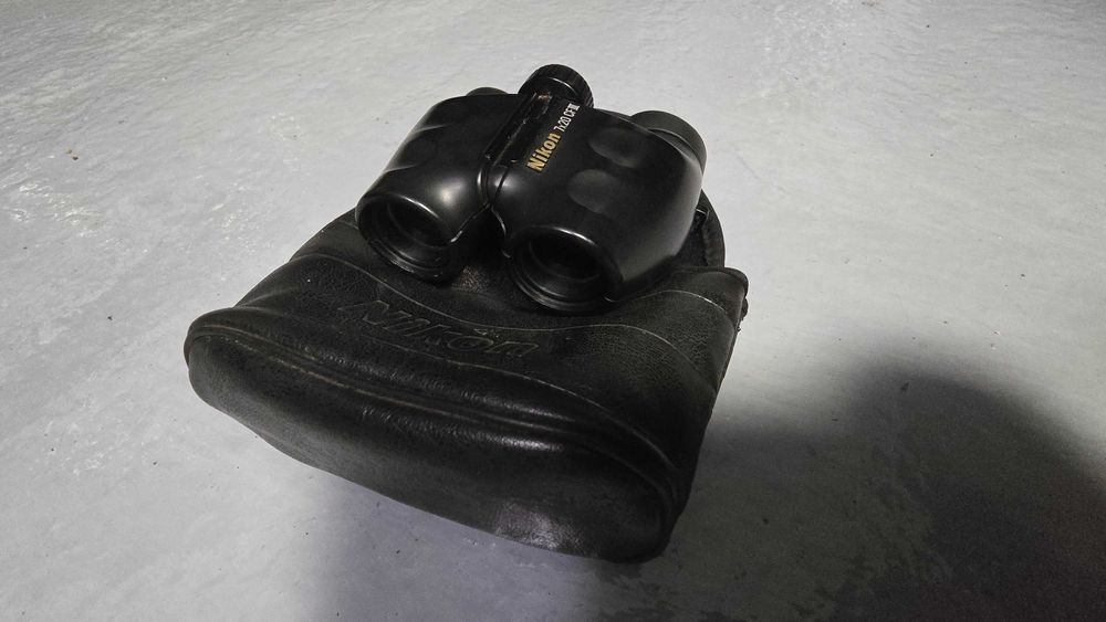 Binoclu Nikon 7x20 Travelite CFIII