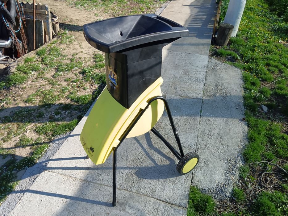 Tocător electric pentru crengi, Top Craft, motor 2400W