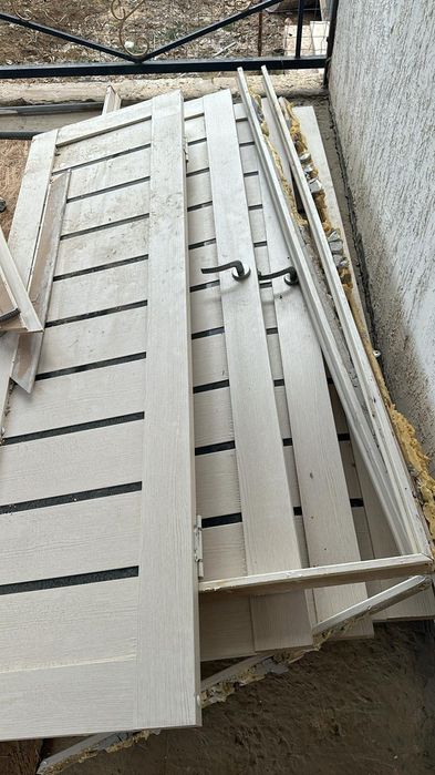 Есиктер сатылады