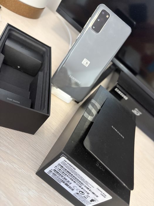 Samsung s20 , 128 Gb, cosmic grey