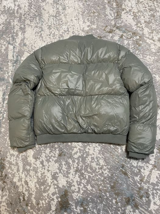 П р о д а м      к у р т к у