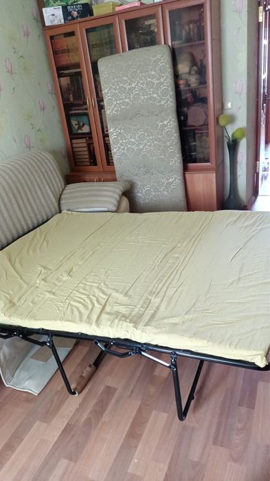 Диван трехместный и двухместный