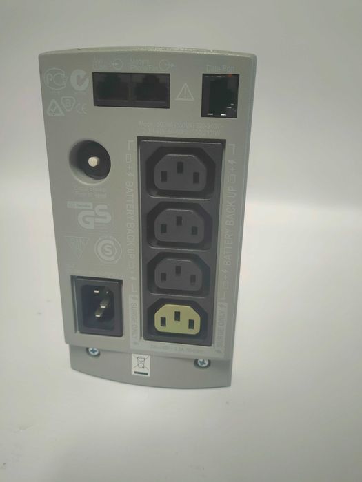 UPS APC Back UPS 500va-300W, гаранция, цената е с вкл. ДДС
