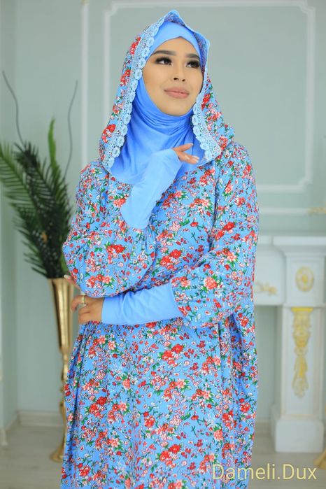 Продам длинные в пол  женские платья