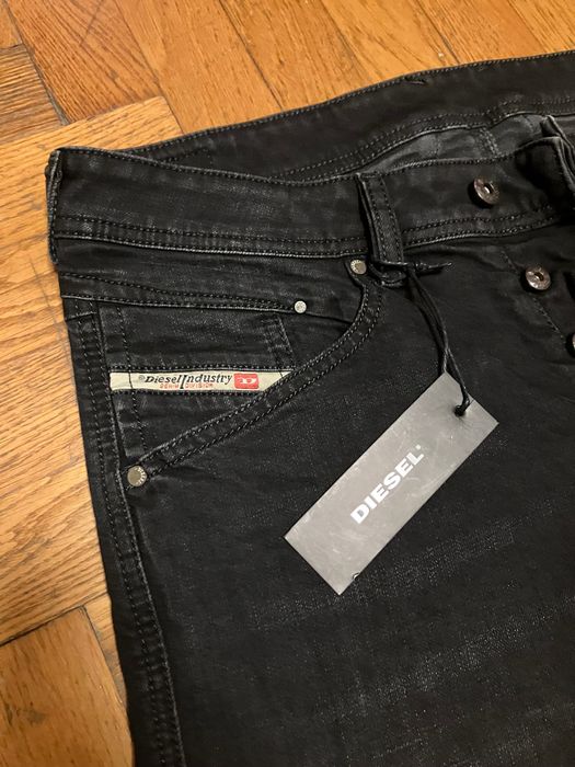 Blugi Diesel Belther-R Marimea W31/L32 noi cu eticheta