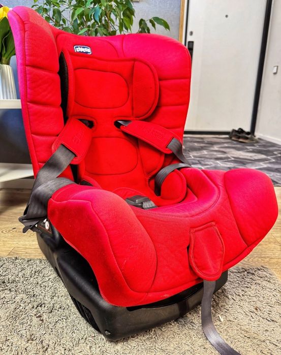 Продам автокреcло детское Chicco ELETTA