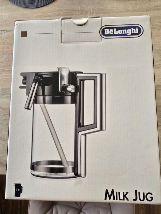 Кафеавтомат De'Longhi Perfecta Cappuccino Graphic Touch (ESAM 5600) + Оригинална кана за мляко – Перфектна!