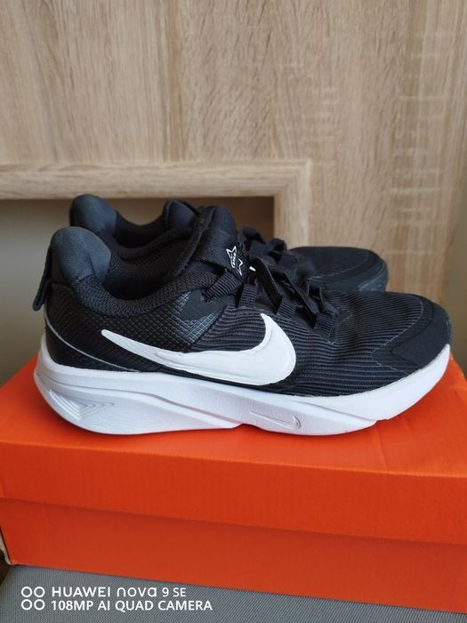 Маратонки Nike 30 номер