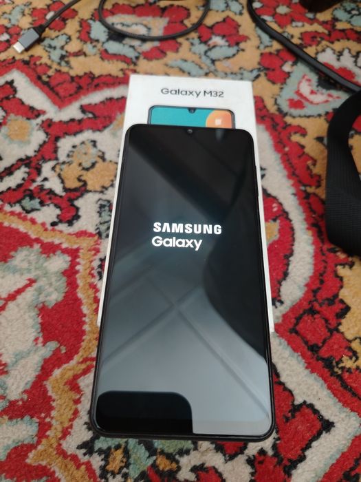 Samsung m32 blue