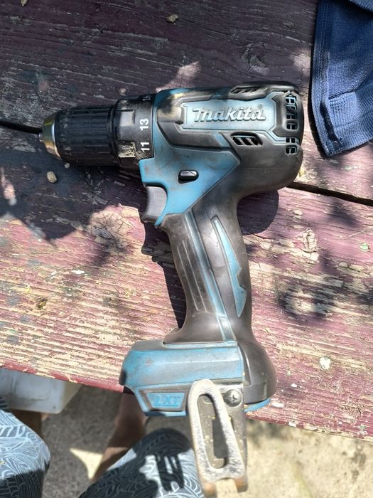 Vând /schimb Filetanta Makita fara baterii