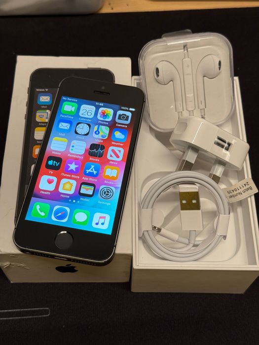 iPhone 5s Black Full Box