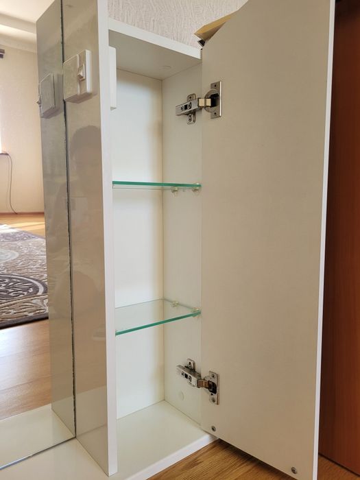 Зеркало туалетная