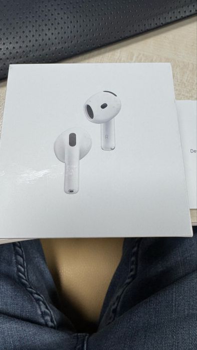 Airpods 4 noise cancellation