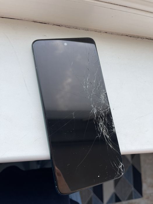 Продам телефон HUAWEI P smart 2021