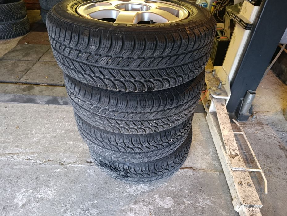 Зимни гуми с джанти 5х100 15