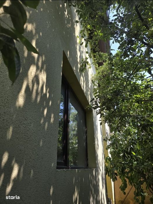 Casă cu 6 camere si 3 Bai